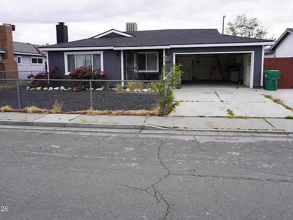 2nd image of 1570 Radcliffe Dr