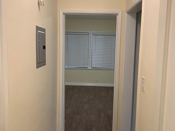 3rd image of 1221 N Hollywood Way #A