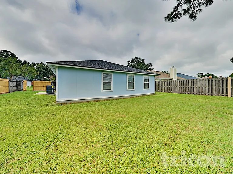 5357 Tessa Ter — Photo 14