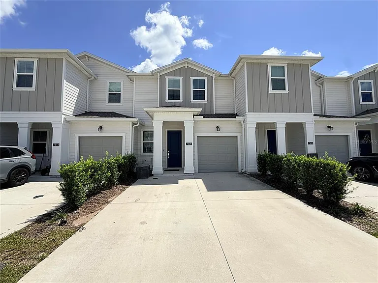 7509 Stone Creek Trl — Photo 1
