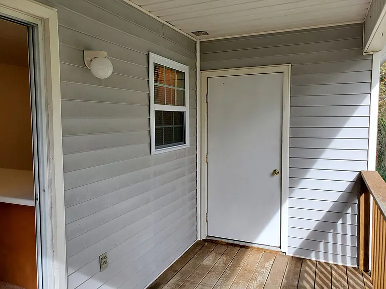 33 Colt Ct #F — Photo 14