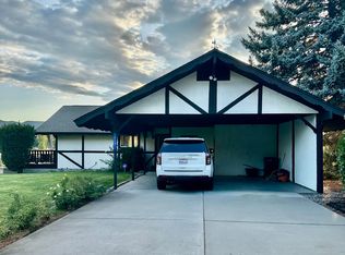 117 View Ridge Cir, Wenatchee, WA 98801