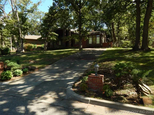 8805 S Lakewood Ave, Tulsa, OK 74137