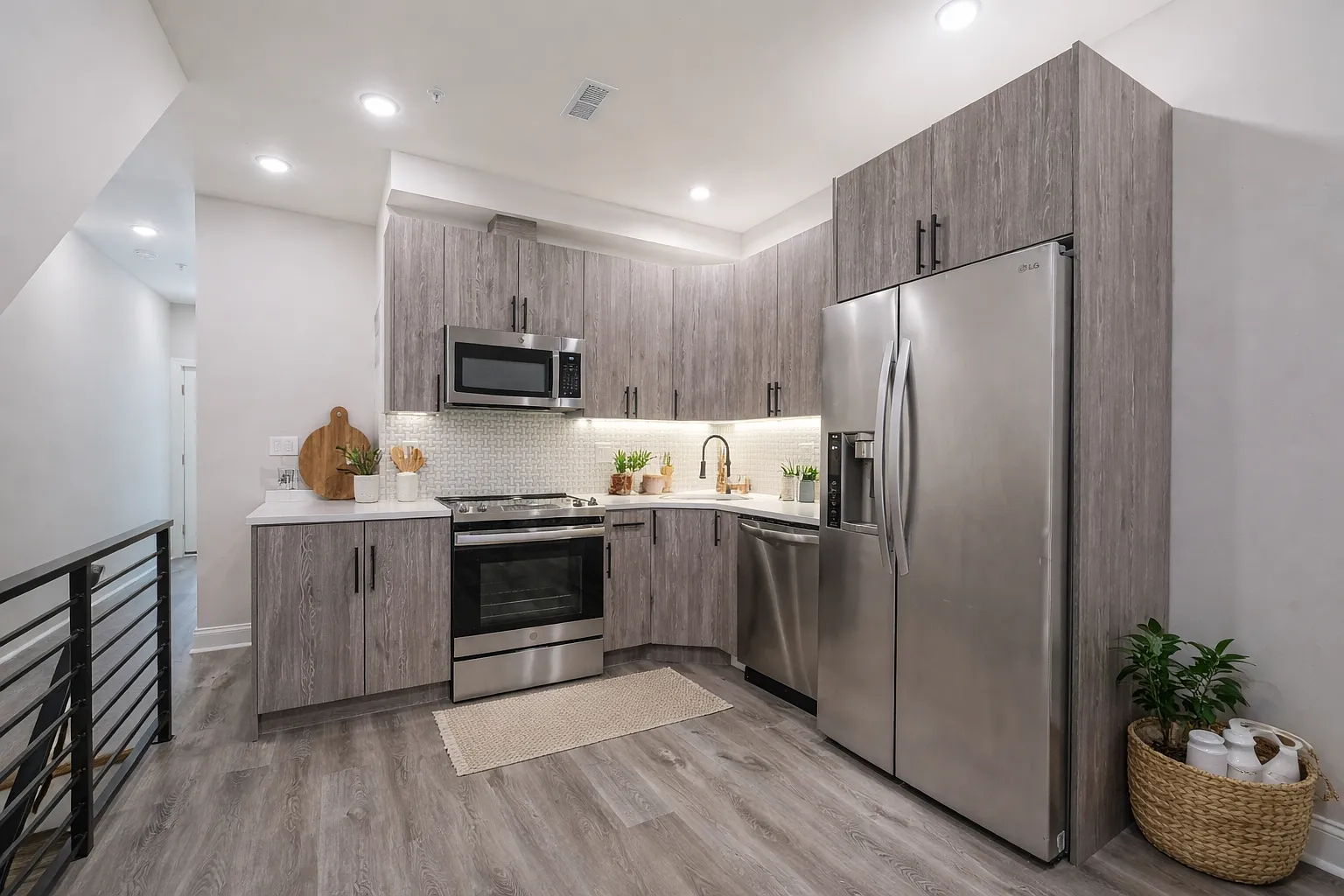 1725 N Gratz St — Photo 1
