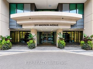 377 Madison Ave #216, Toronto, ON M4V3E1