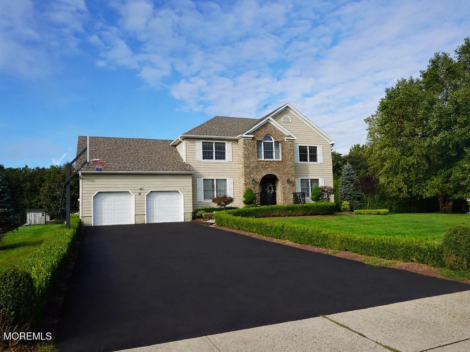 5 bed, 3034 sqft, $6,000 — Photo 3