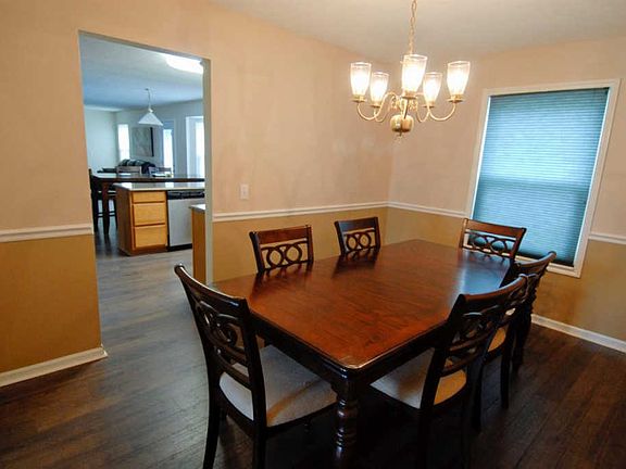 5th image of 4893 Ezra Ct