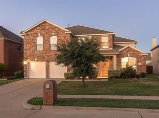 2328 Tawny Owl Rd, Grand Prairie, TX 75052
