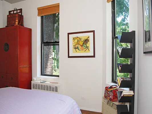 Sold by Sotheby's International Realty | media 6