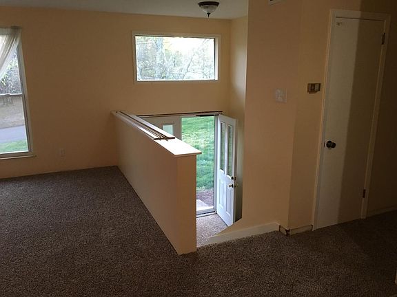 4th image of 1316 Willmann Ln