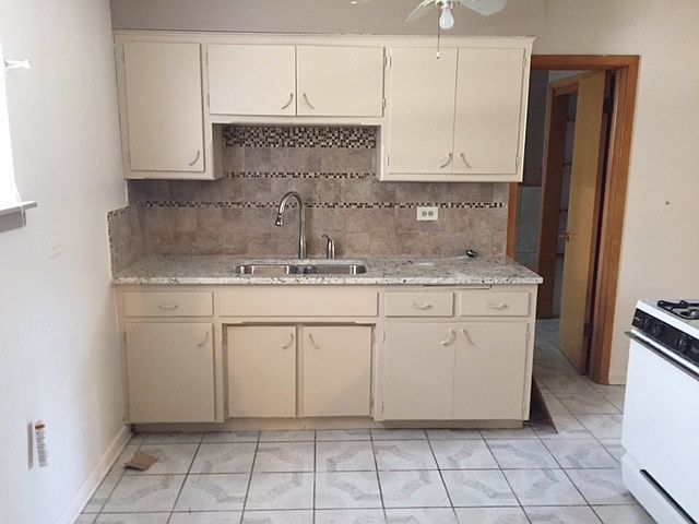 2nd image of 334 N Ardmore Ave APT B