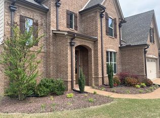 9304 Pinkerton Ln, Cordova, TN 38016