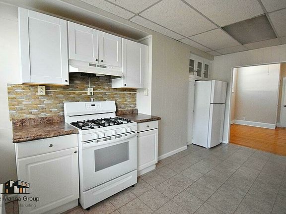 2nd image of 37 Frost St APT 3L