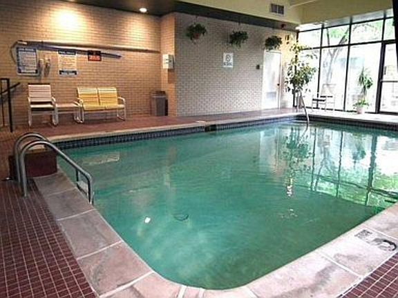 5th image of 800 N Pearl St APT 1102