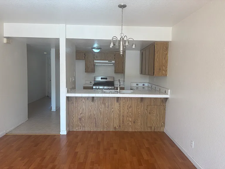 615 E Colorado Blvd #D — Photo 5