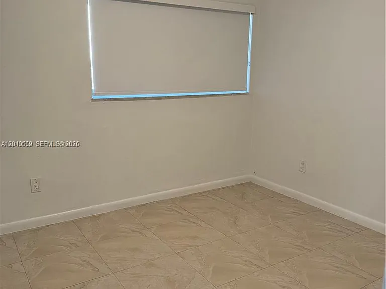 1025 SW 6th Ave #2 — Photo 6