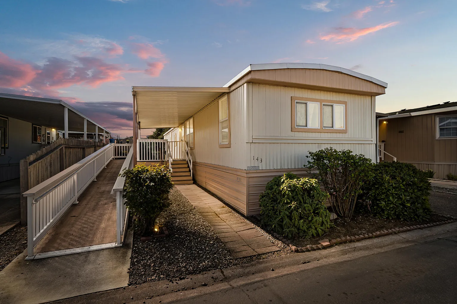 3555 S Pacific Hwy Space 143 photo 1