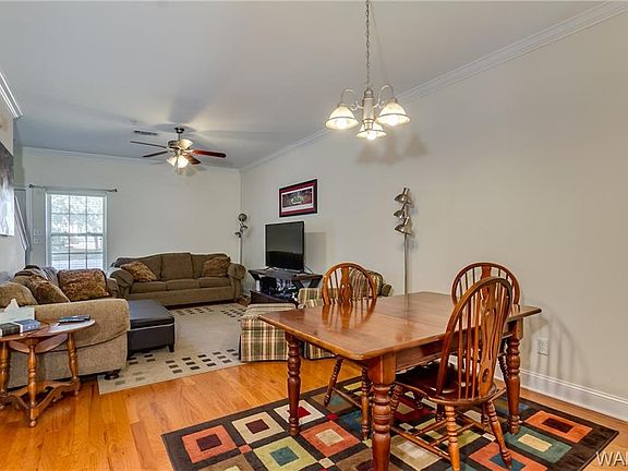 5th image of 3218 Veterans Memorial Pkwy APT 612