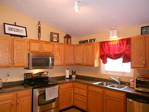 4th image of 1788 W Otter Creek Dr