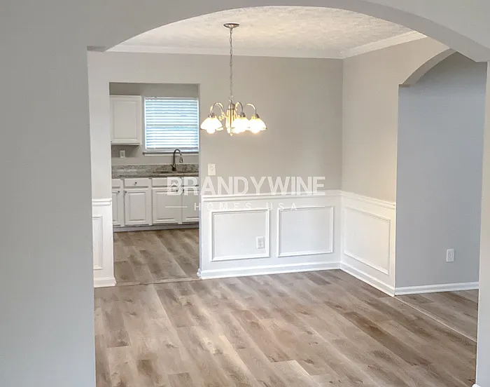 2025 Newton Estates Dr — Photo 10