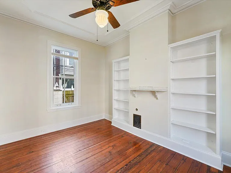 2308 Madison Sq — Photo 3