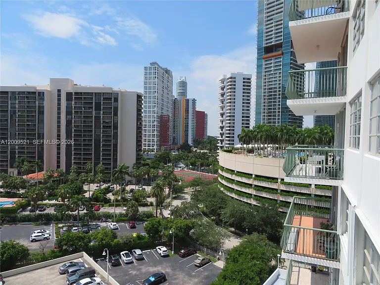 1408 Brickell Bay Dr #1002 — Photo 5