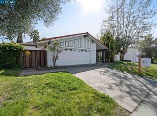 2478 La Reina St, Pinole, CA 94564