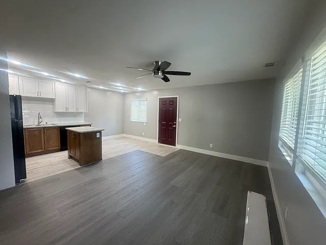 69 W Beverly Dr #202 — Photo 6