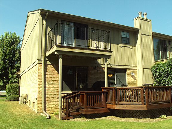 Private deck and balcony