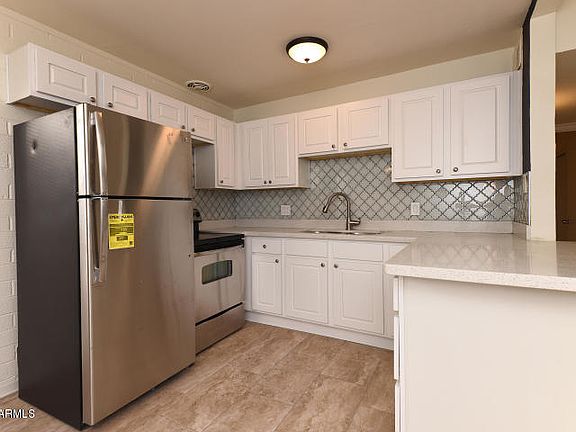 4th image of 2503 E Clarendon Ave APT 1