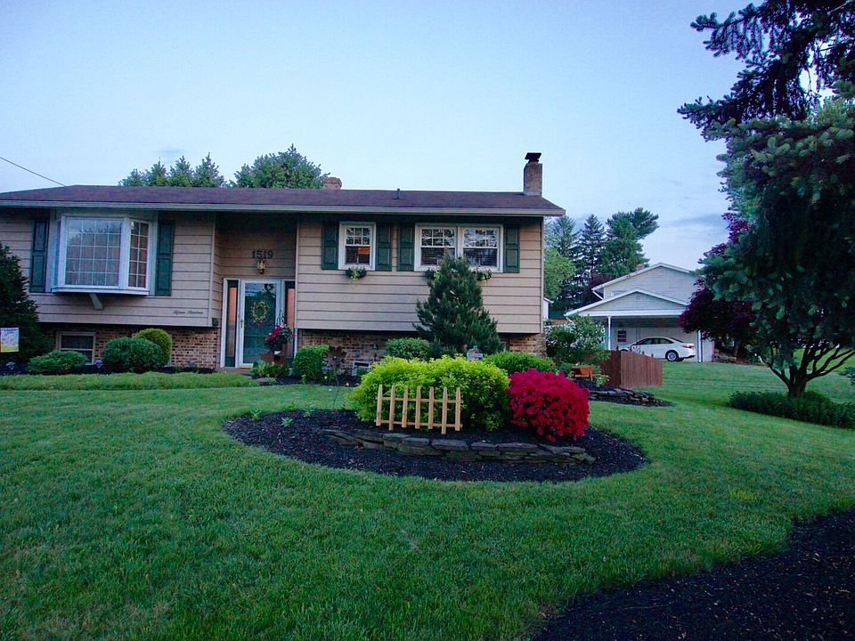 1st image of 1519 Spring Garden Dr