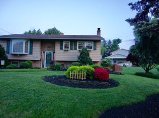 1519 Spring Garden Dr, Middletown, PA 17057