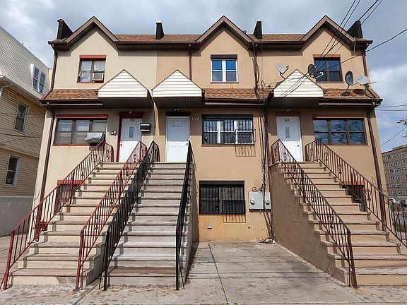 3rd image of 164 Beach 115th St