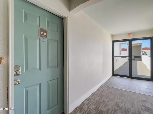 2046 Beach Blvd APT A321, Biloxi, MS 39531