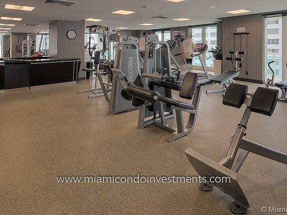 5th image of 951 Brickell Ave APT 4140