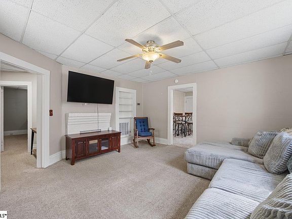 3rd image of 5 Geer St