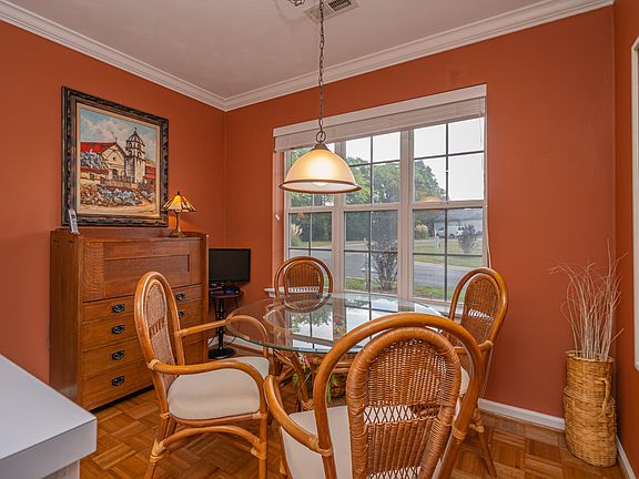 3rd image of 3101 Winterberry Sq