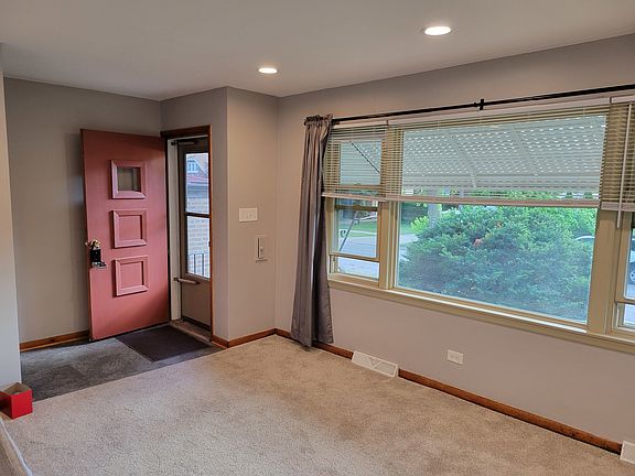 2nd image of 3213 Cuyler Ave