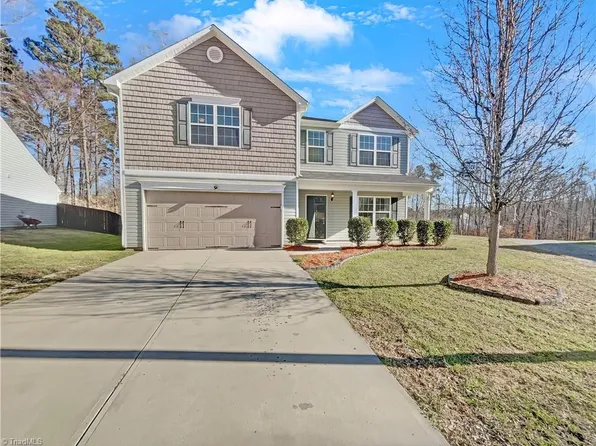 1943 Pavilion Dr, Whitsett, NC 27377