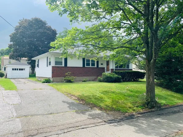 42-42 Fellsmere St, Lynn, MA 01904