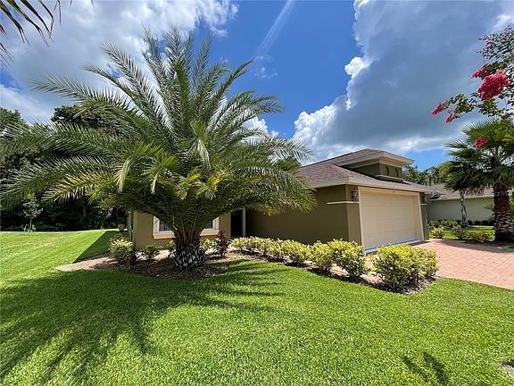 2nd image of 11 Graham Woods Pl