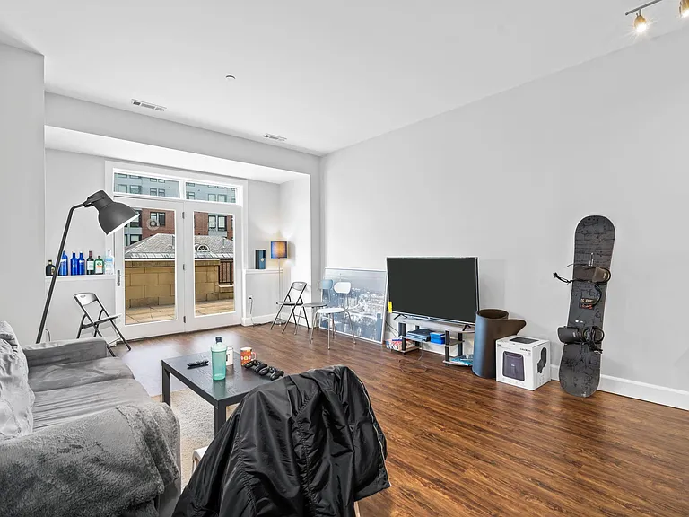 1501 Commonwealth Ave #103 — Photo 13