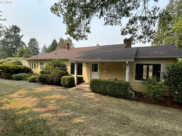 3353 SW Dolph Ct, Portland, OR 97219