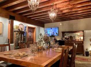 588 Pioneer Rd, Lake Arrowhead, CA 92352