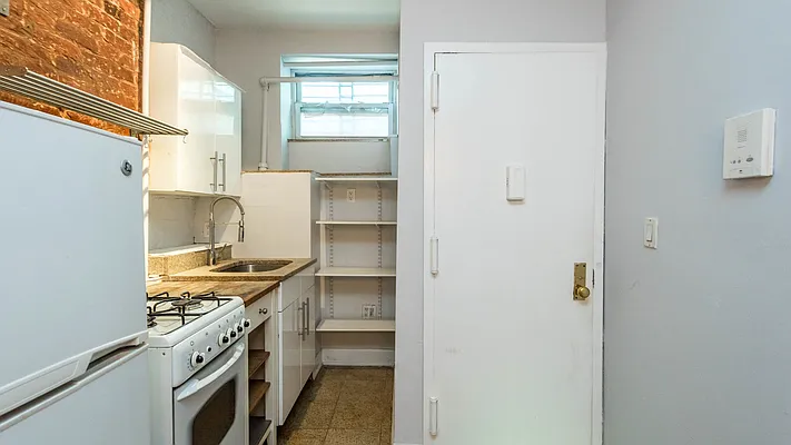 Rented by Terra Magia Inc | media 4