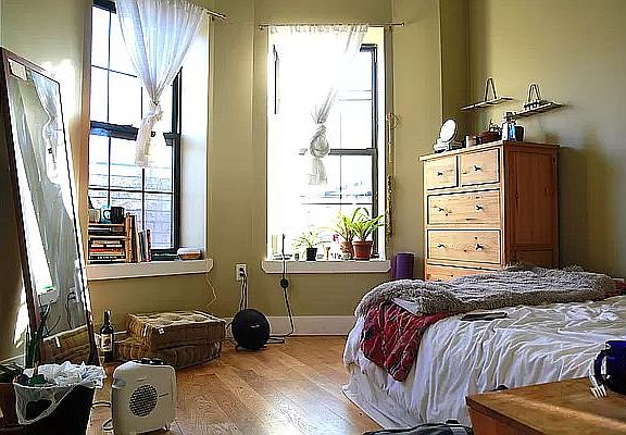 3rd image of 264 Halsey St #7