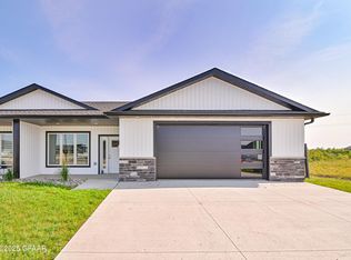 6165 Magnolia Dr, Grand Forks, ND 58201