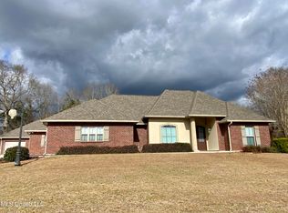 74 N Hill Dr W, Carriere, MS 39426