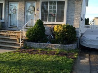 95 Winfield St, Staten Island, NY 10305