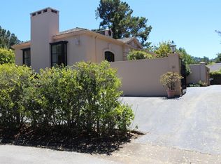 30 Conifer Ln, Hillsborough, CA